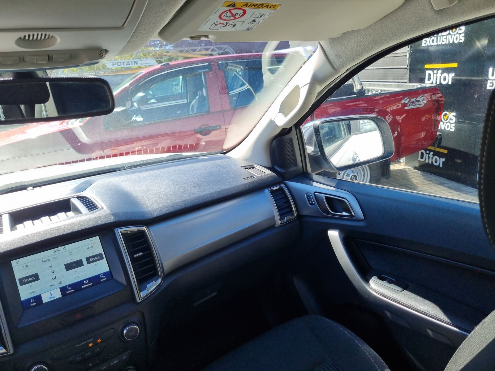 Ford RANGER DCAB XLT 3.2 2023 - Imagen 11 de 20