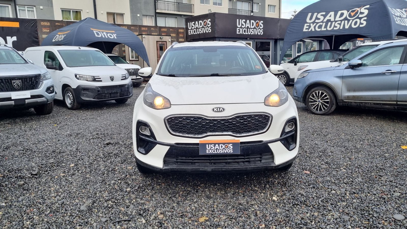 Kia SPORTAGE LX 2.0 2021 - Imagen 3 de 20