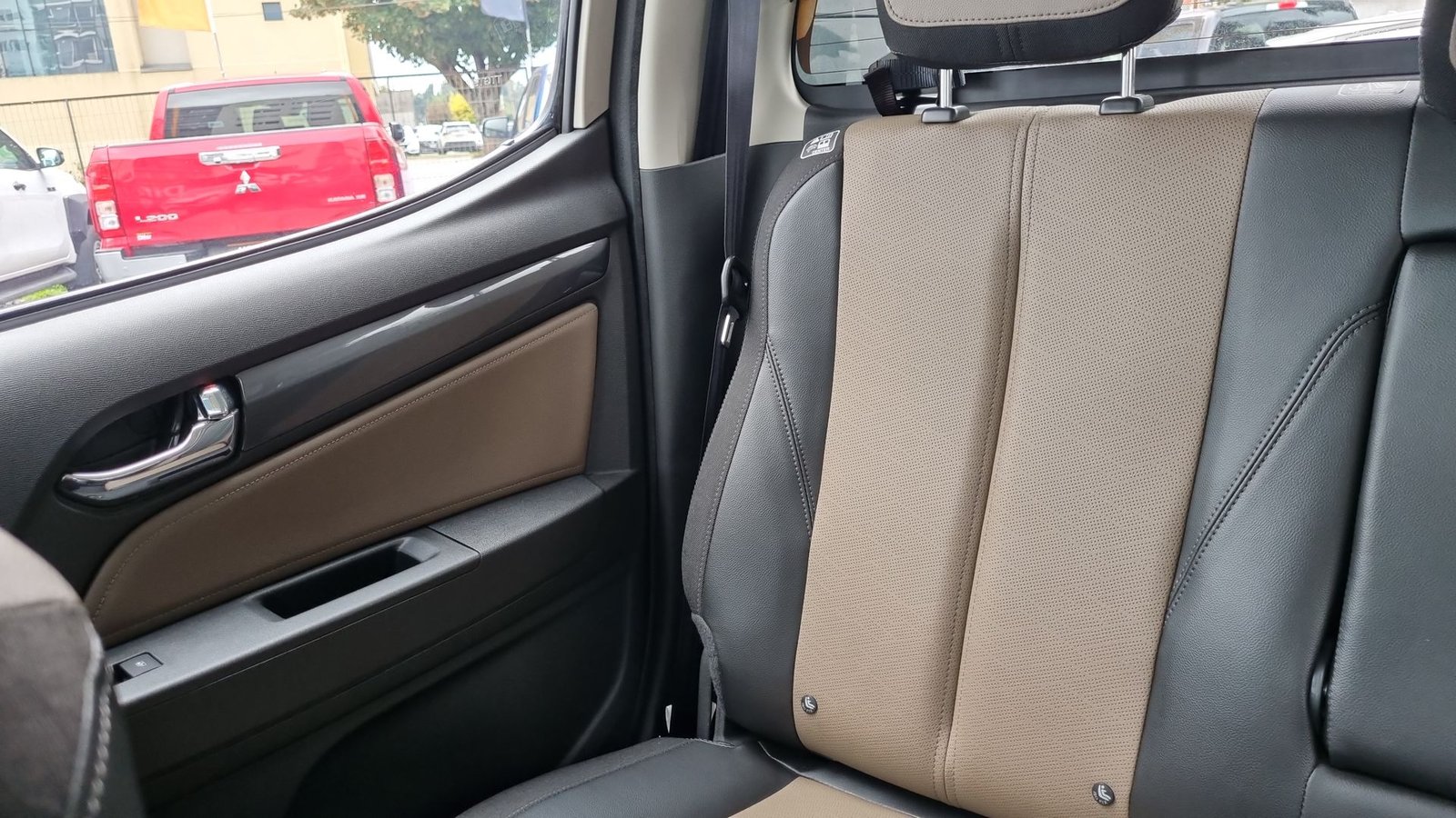 Chevrolet COLORADO DCAB 4P 4X4 2.8 AUT 2025 - Imagen 13 de 20