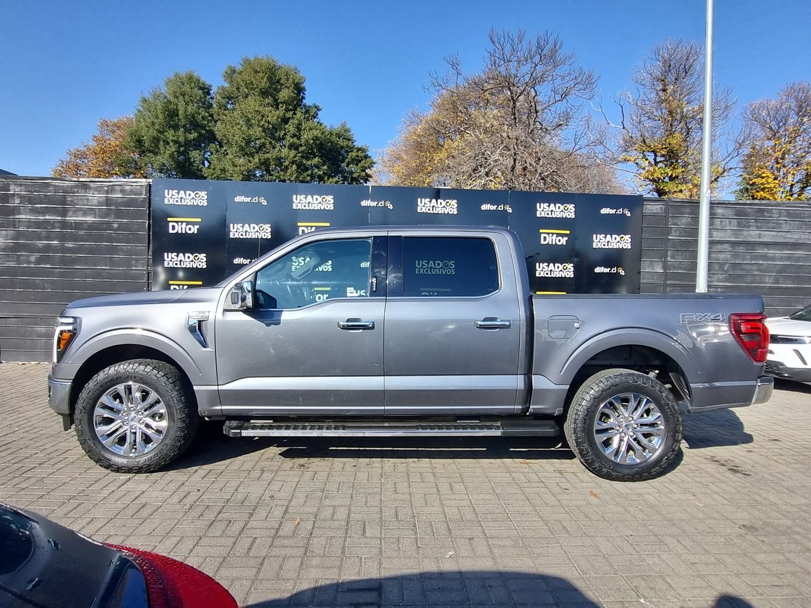 Ford F-150 F150 LARIAT LUX 4X4 5.0 AUT 2024 - Imagen 5 de 20