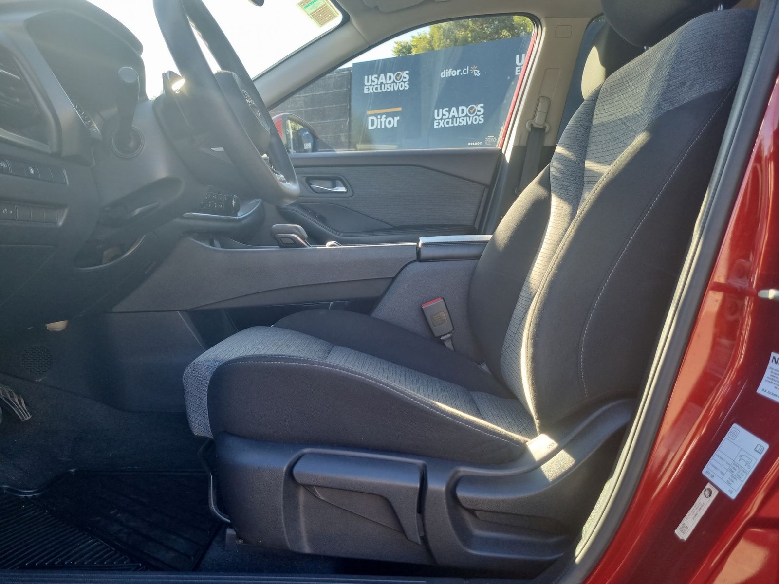 Nissan X-TRAIL X TRAIL 4X2 5P CVT 2.5 2024 - Imagen 17 de 20