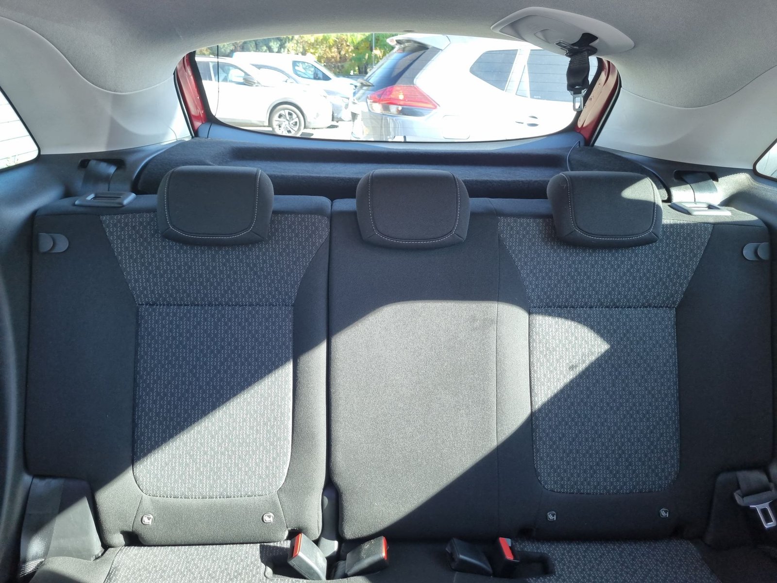 Opel CROSSLAND TD MT6 1.5 2023 - Imagen 13 de 20