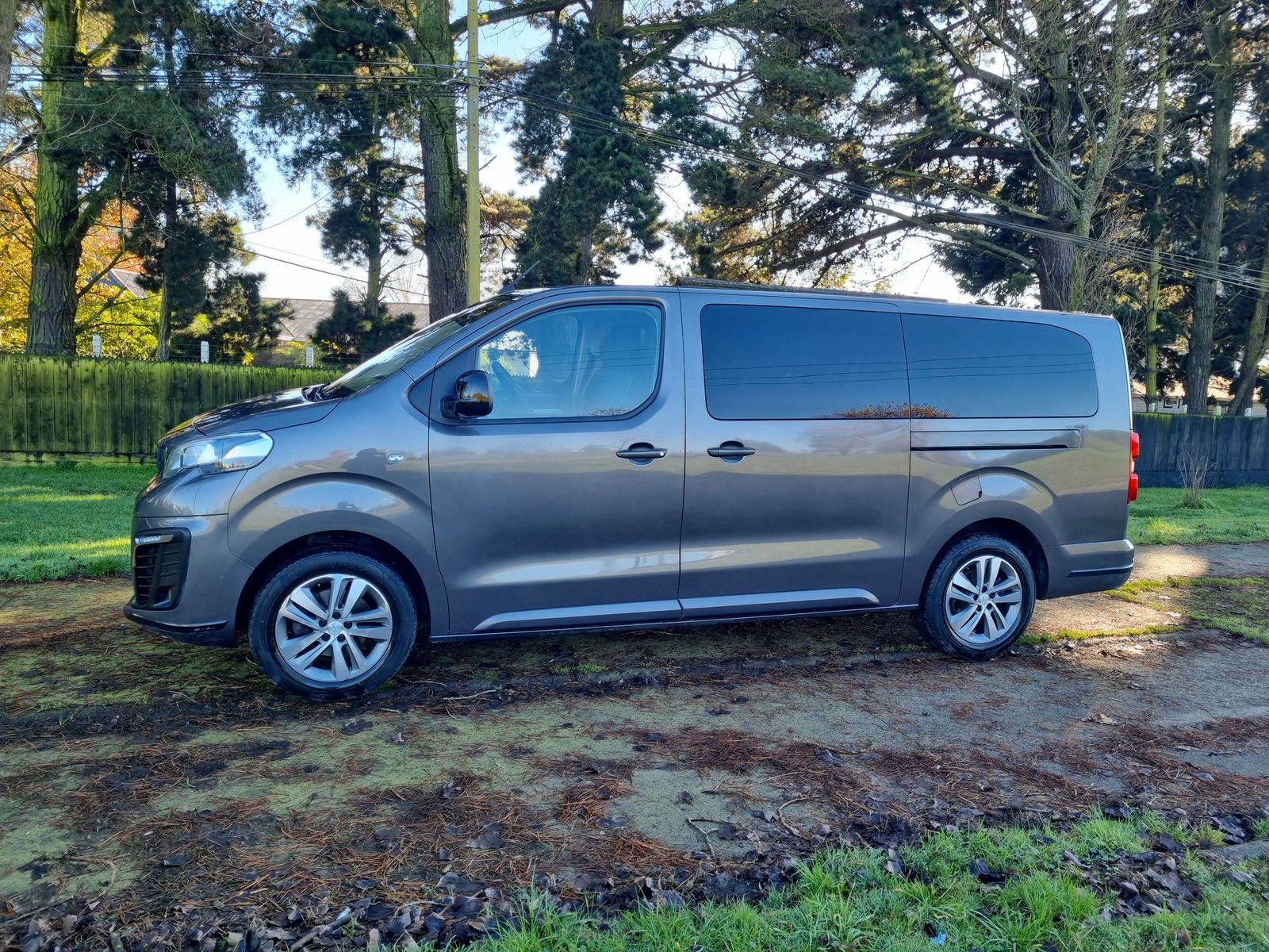 Peugeot TRAVELLER L3 BLUE HDI 150 2.0 2024 - Imagen 12 de 20