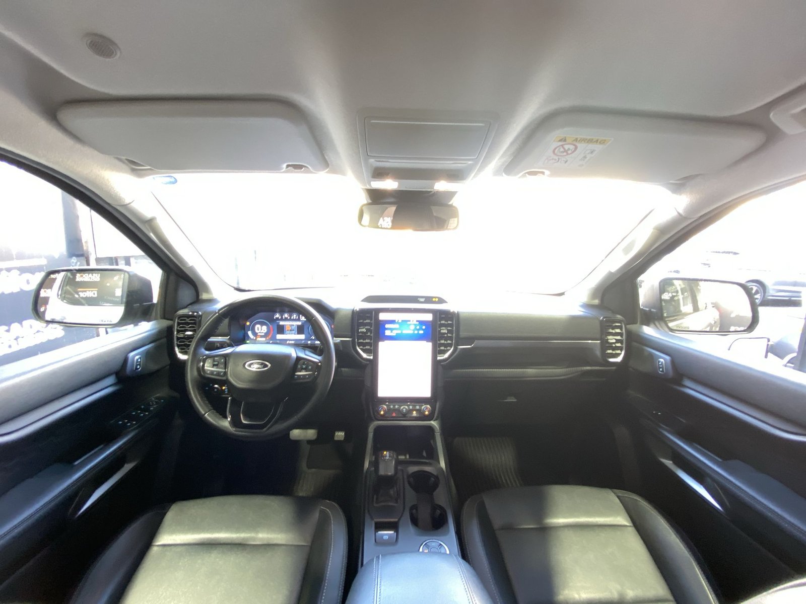 Ford RANGER LTD 4X4 3.0 AUT 2025 - Imagen 14 de 20