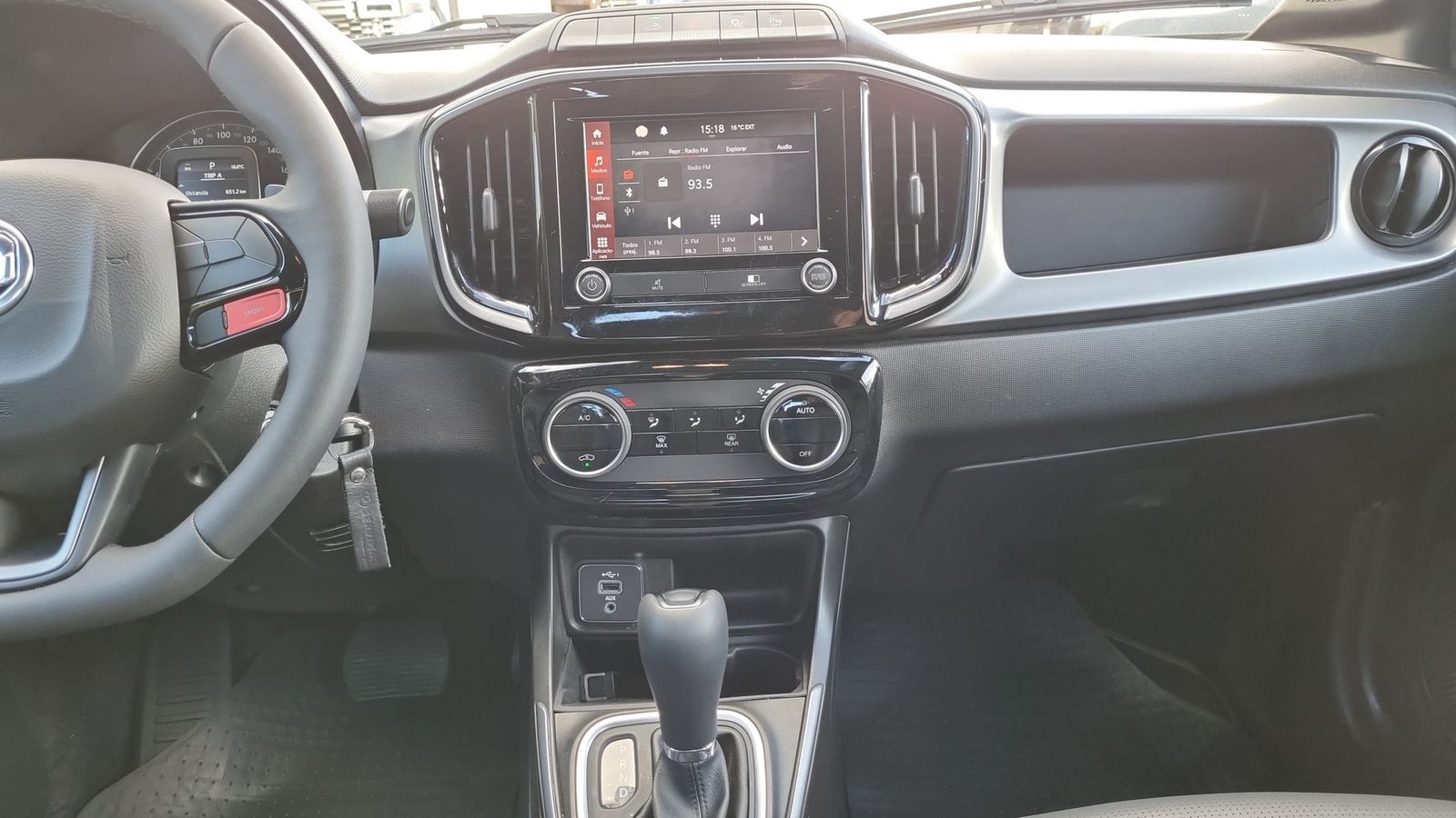 Ram 700 LARAMIE 1.0 AUT 2026 - Imagen 10 de 15