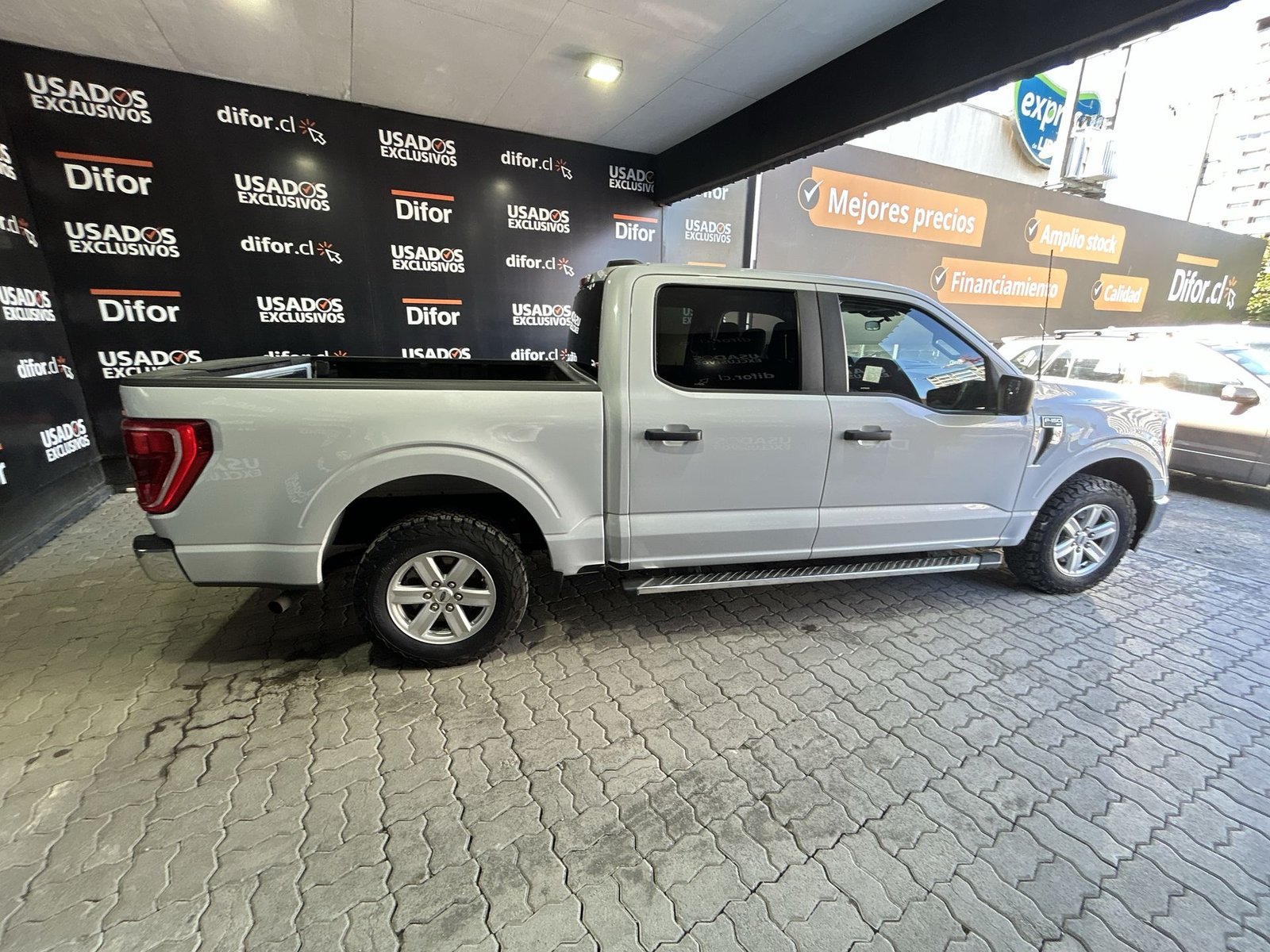 Ford F-150 2023 - Imagen 11 de 20