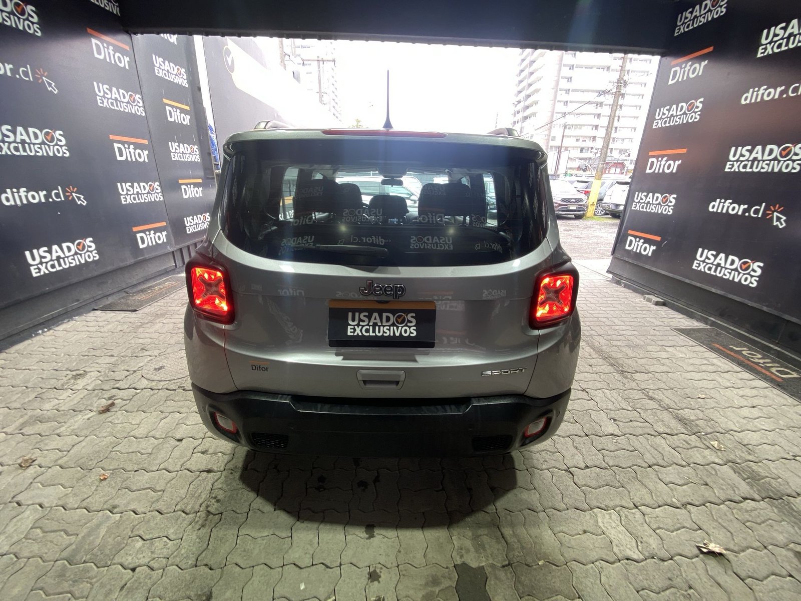 Jeep RENEGADE SPORT LX 1.8 2022 - Imagen 9 de 20