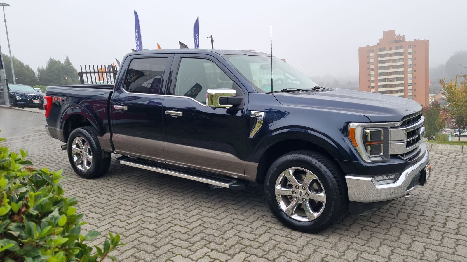 Ford F-150 F150 LARIAT LUXURY 4X4 5.0L AUT 2023 - Imagen 13 de 20
