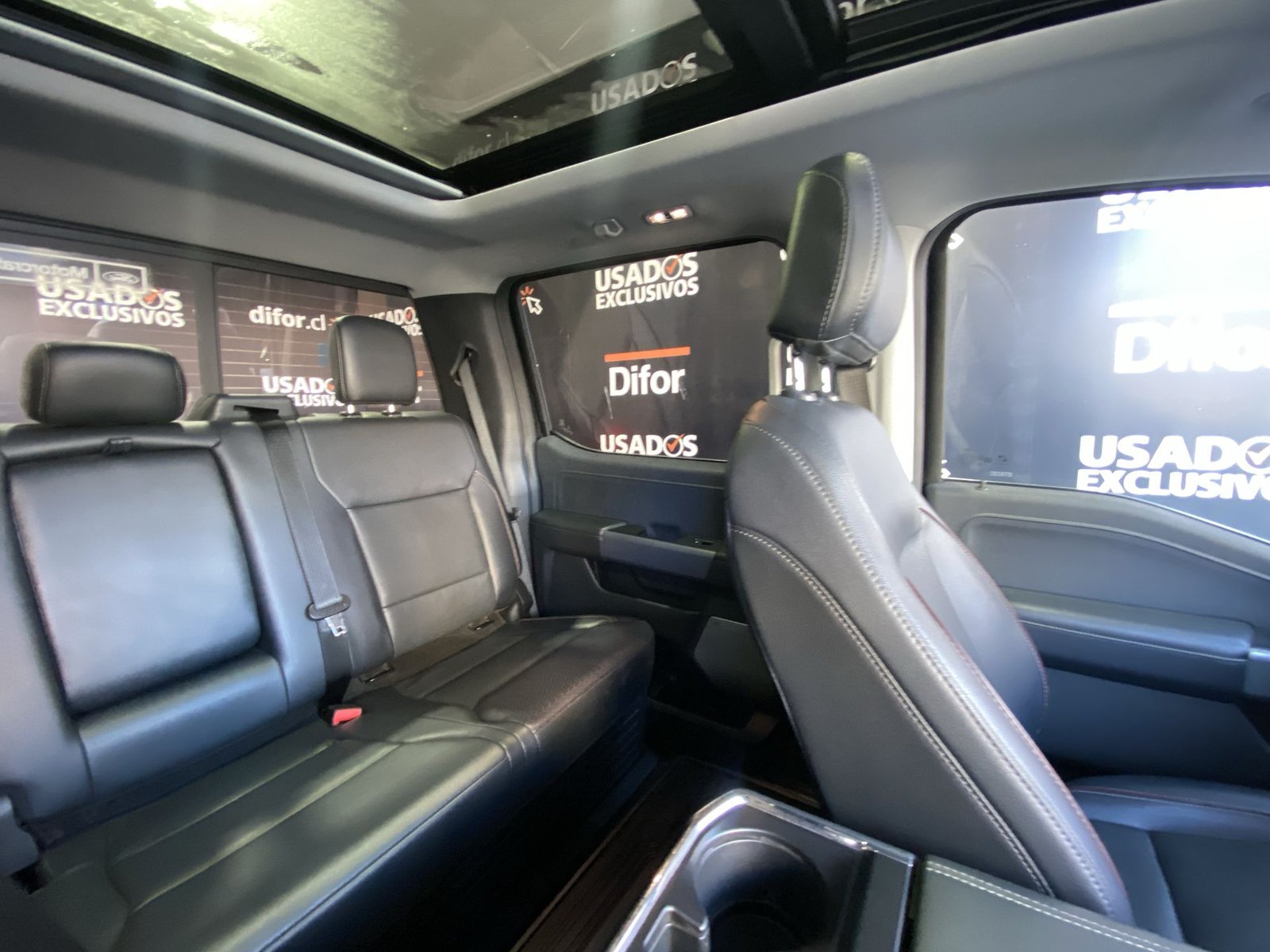 Ford F-150 F150 LARIAT LUXURY 4X4 5.0L AUT 2023 - Imagen 19 de 20