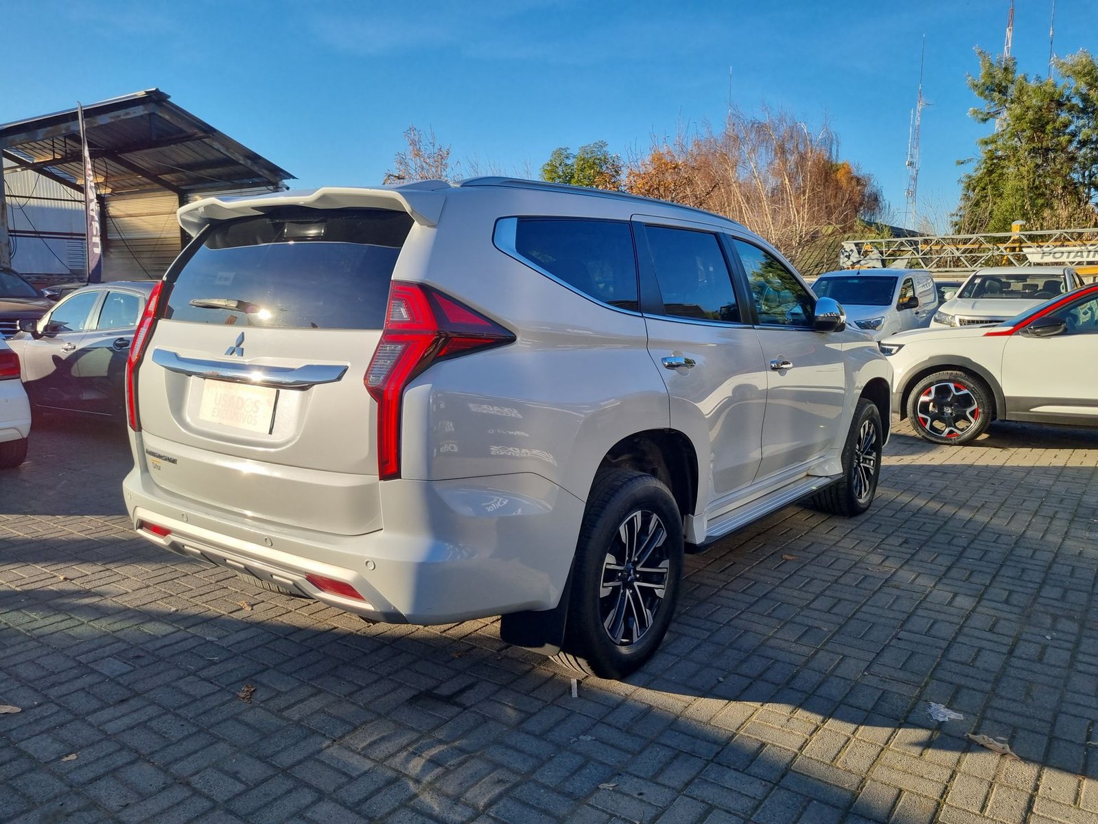 Mitsubishi MONTERO SPORT 2.4 AUT 2022 - Imagen 8 de 20