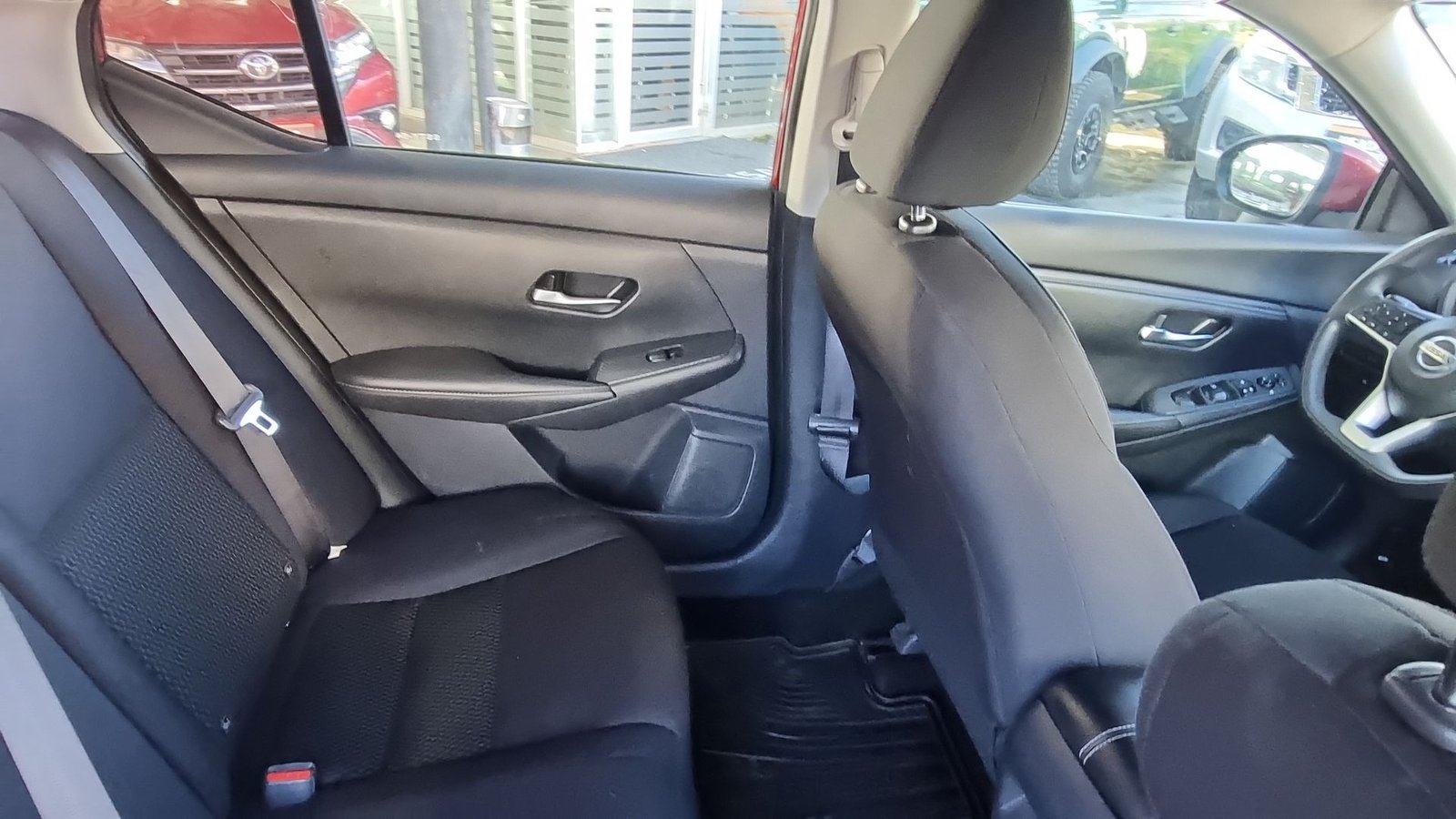 Nissan SENTRA MT 2.0 2023 - Imagen 20 de 20