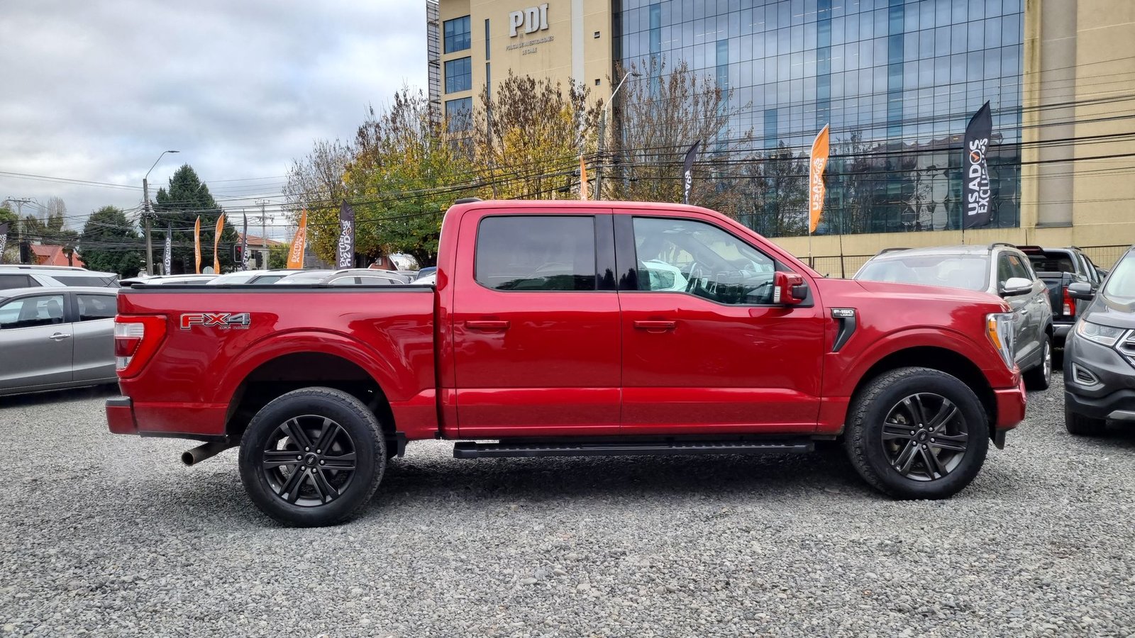 Ford F-150 F150 LARIAT SPORT 4X4 5.0L AUT 2023 - Imagen 9 de 20