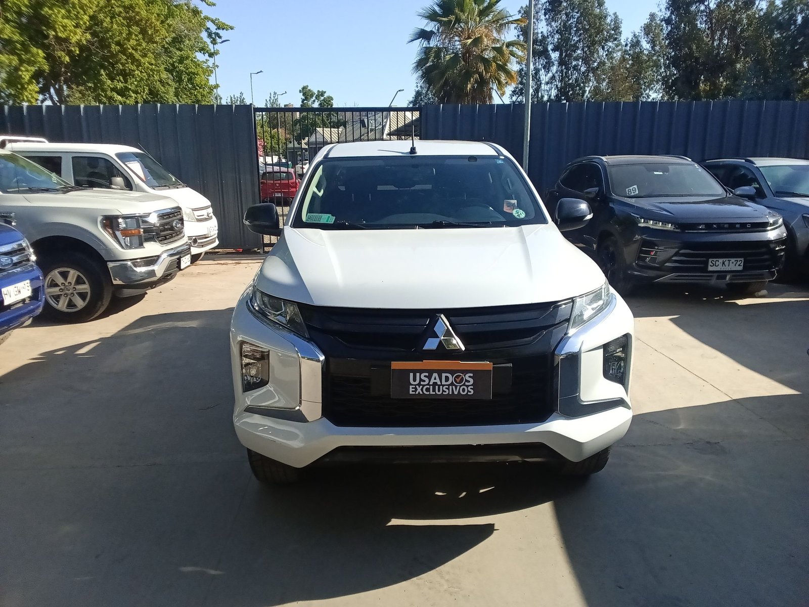 Mitsubishi L200 DAKAR 4X4 2.4 2023 - Imagen 3 de 20