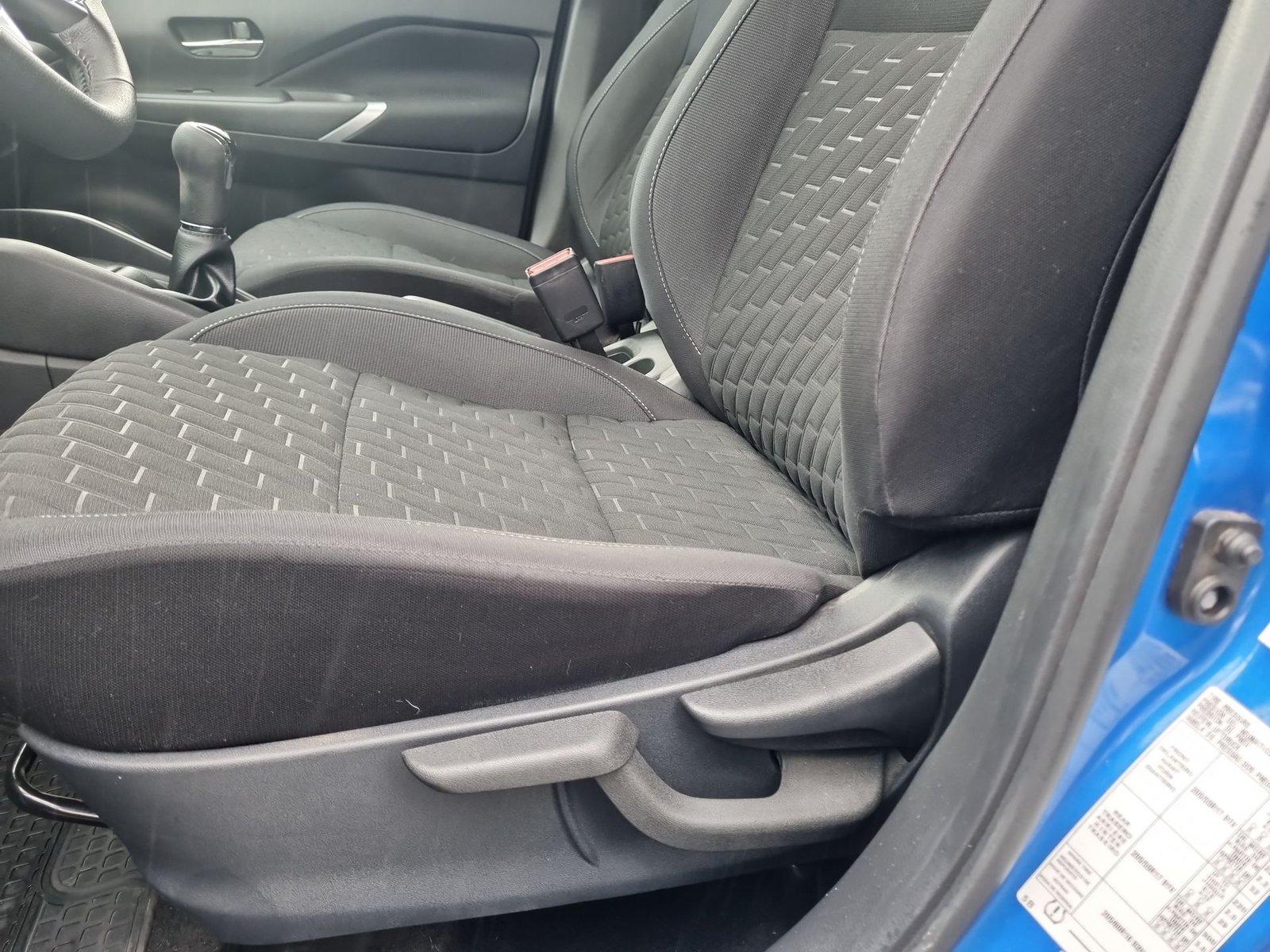 Nissan KICKS 1.6 2023 - Imagen 18 de 20