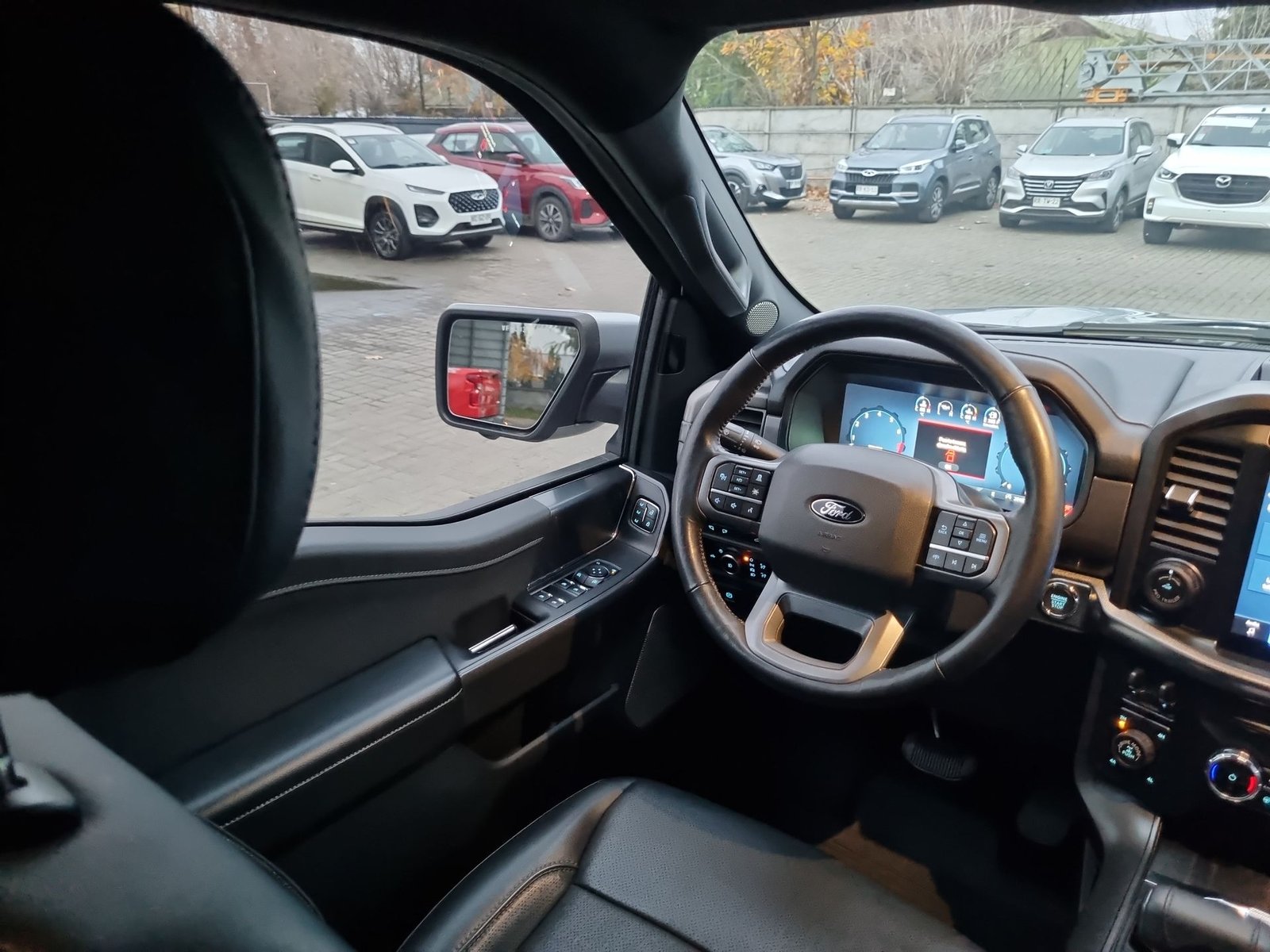 Ford F-150 F150 LARIAT BLACK 4X4 5.0 AUT 2025 - Imagen 15 de 20