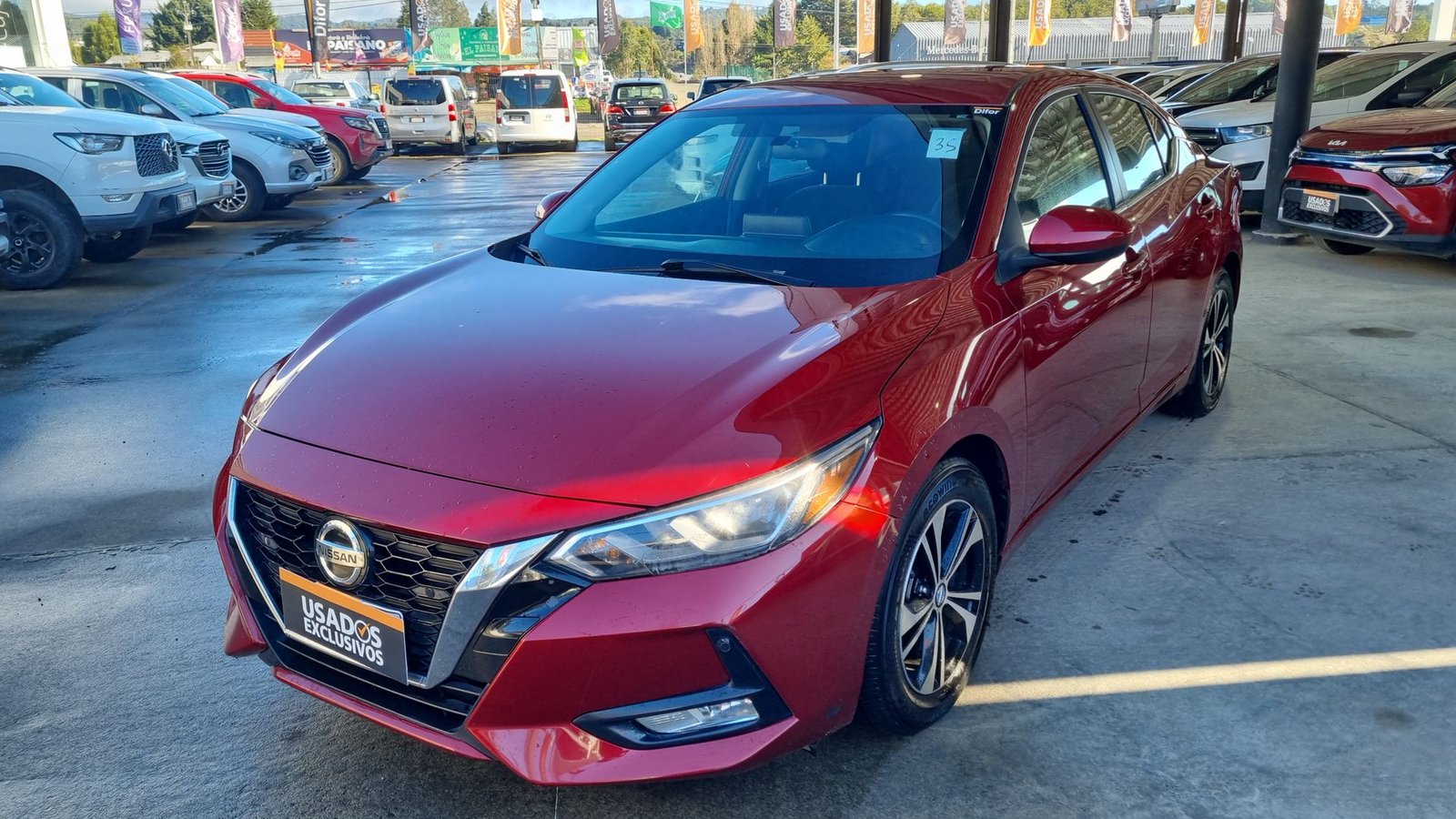 Nissan SENTRA MT 2.0 2023 - Imagen 8 de 20