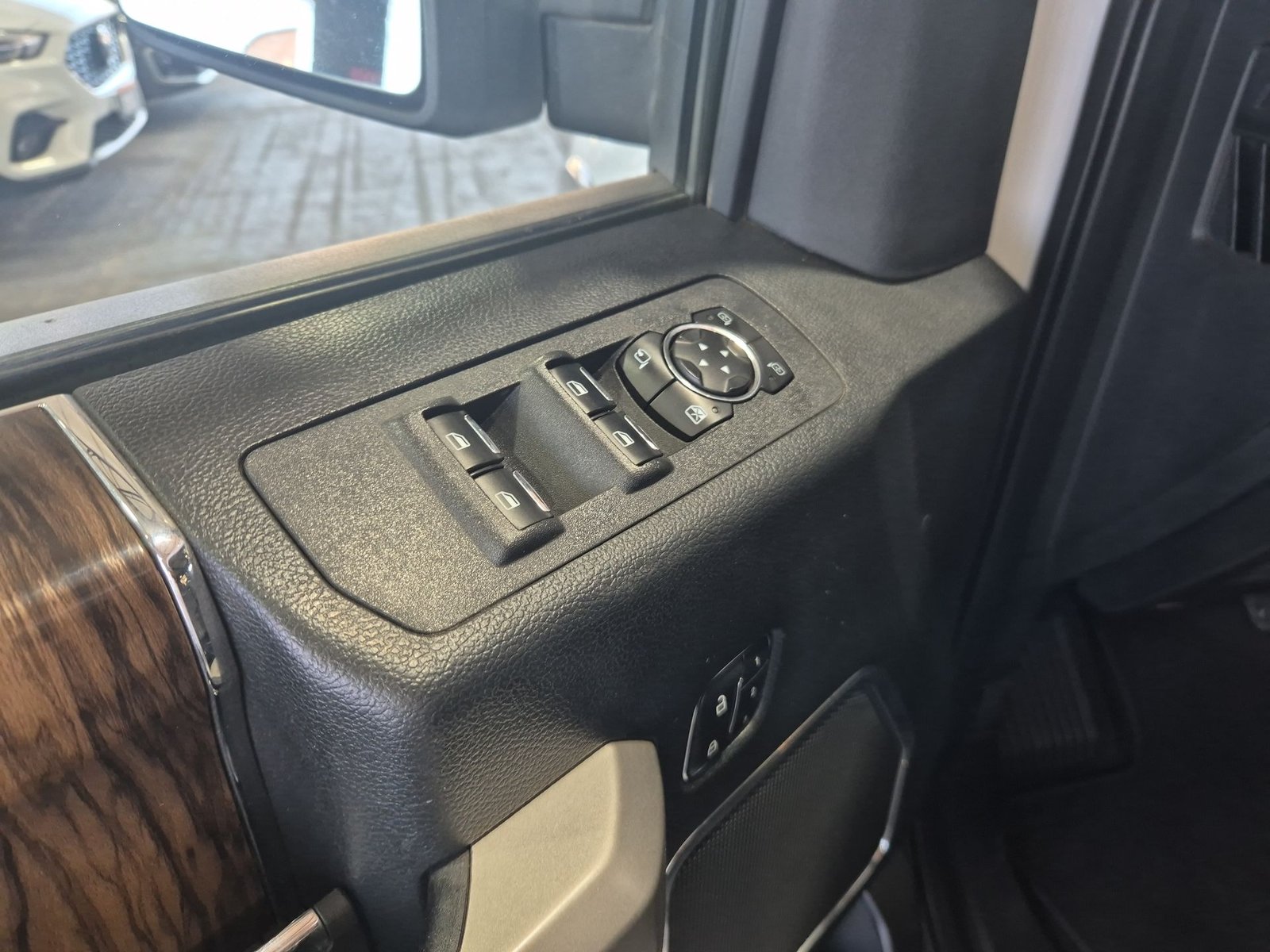 Ford F-150 F150 LARIAT 4X4 5.0 AT 2021 - Imagen 17 de 20