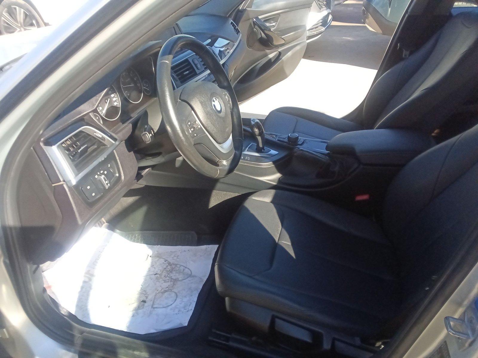 Bmw 318 I 318I LCI 1.5 AUT 2017 - Imagen 15 de 20
