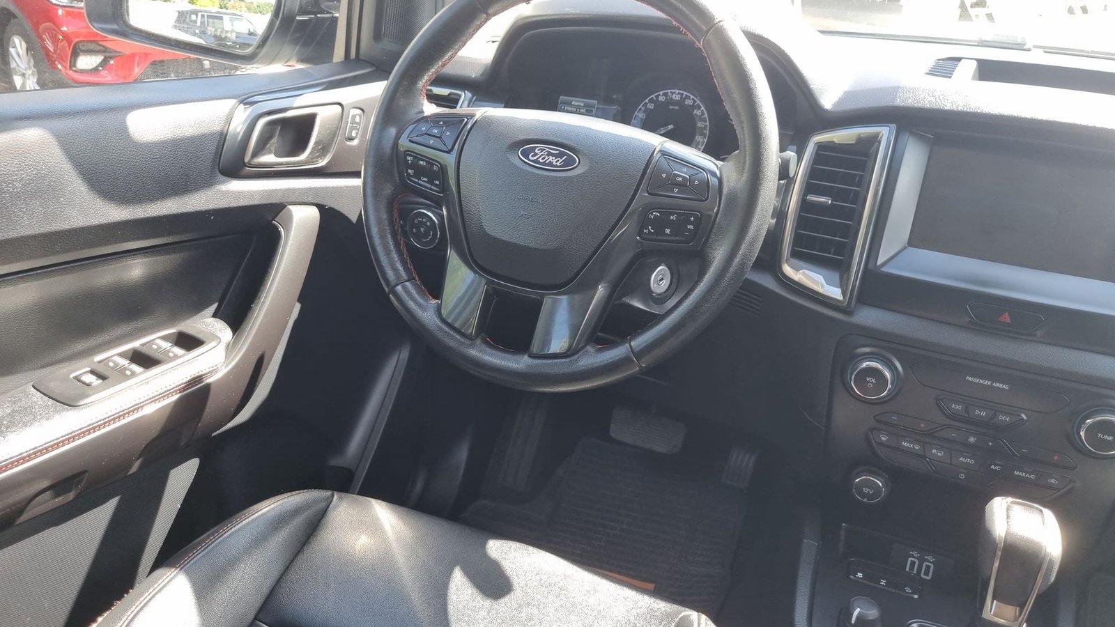 Ford RANGER FX4 4X4 3.2 AT 2023 - Imagen 17 de 20