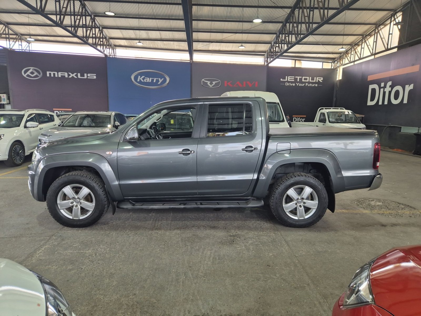 Volkswagen AMAROK HIGHLINE 4X4 2.0 AUT 2021 - Imagen 6 de 20