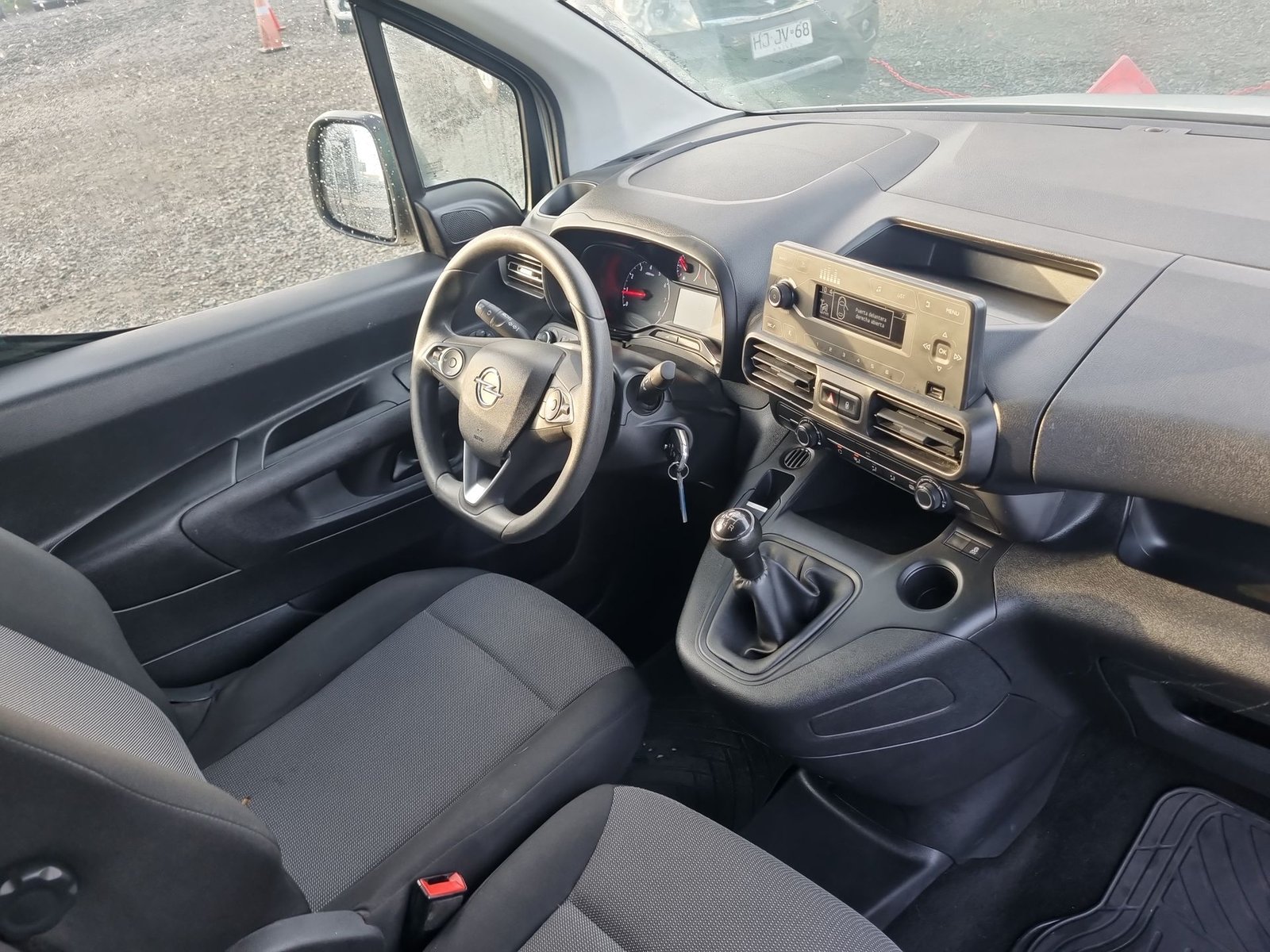 Opel COMBO HDI 92 L1 5P 1.6 2021 - Imagen 15 de 15