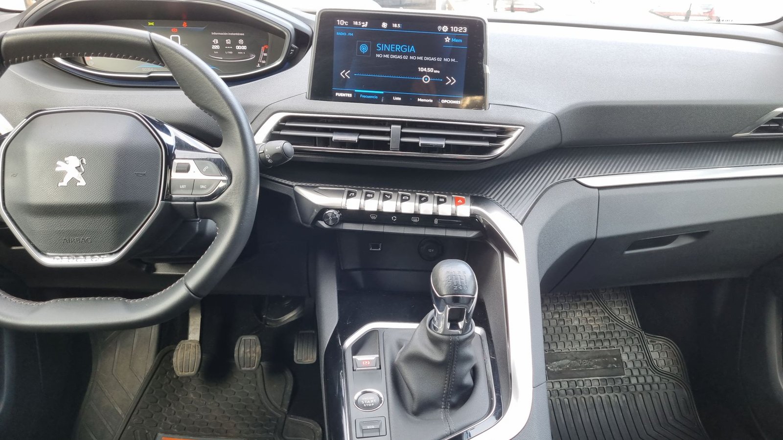 Peugeot 3008 PURETECH 1.2L 2024 - Imagen 10 de 20