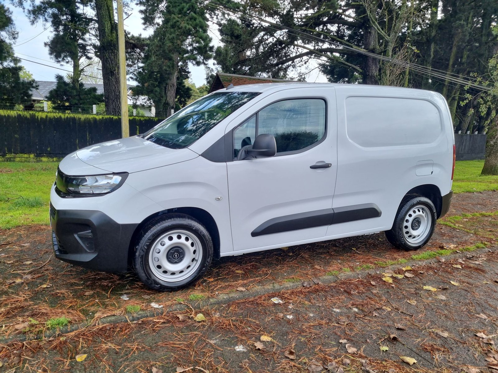 Opel COMBO L1 1.5 2026 - Imagen 11 de 20