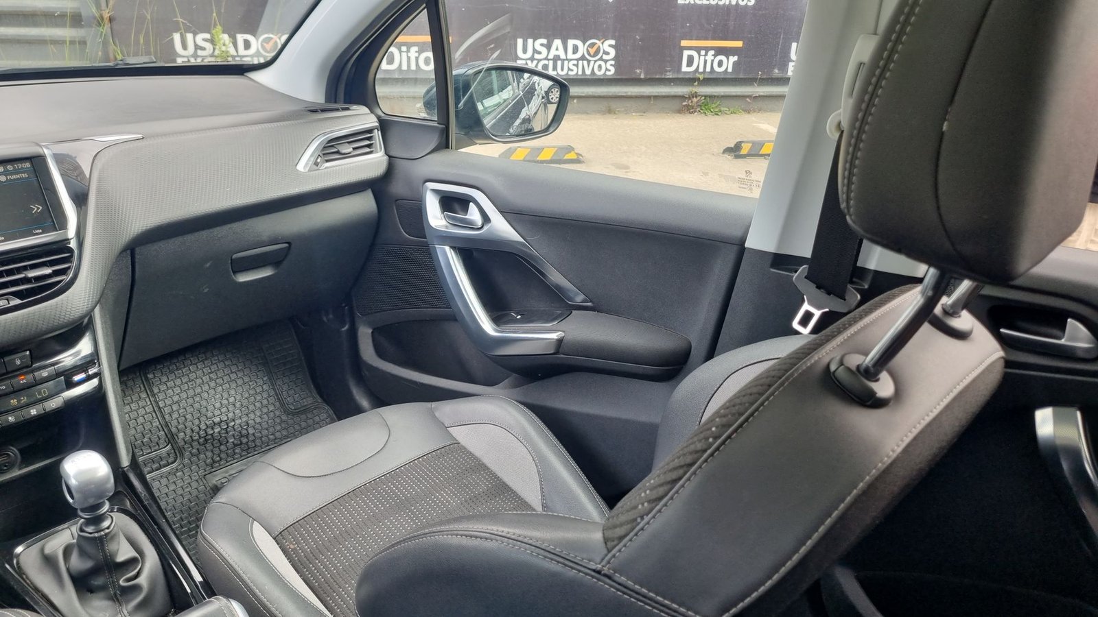 Peugeot 2008 2019 - Imagen 15 de 20