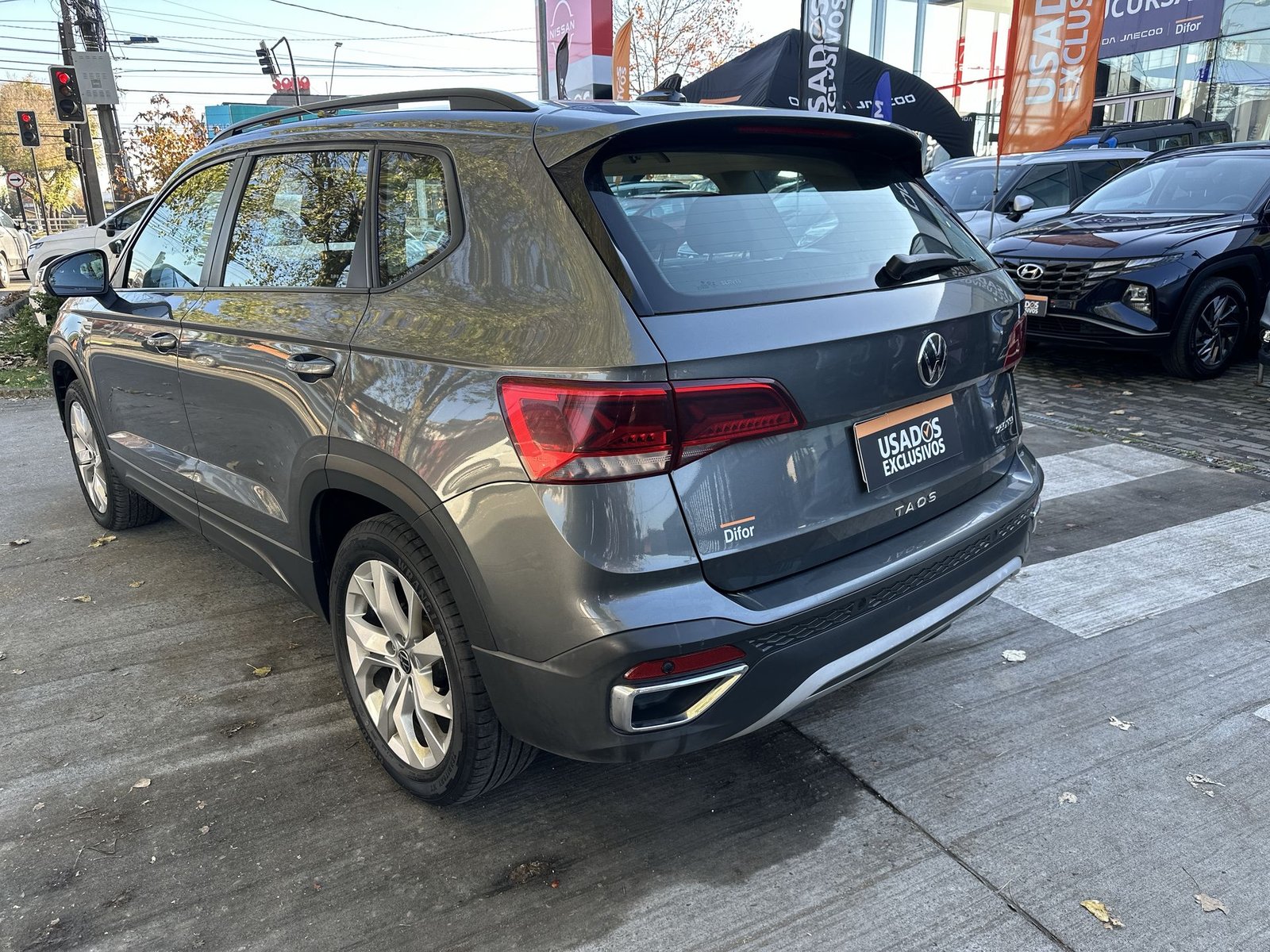 Volkswagen TAOS TSI 1.4 AT 2023 - Imagen 8 de 20