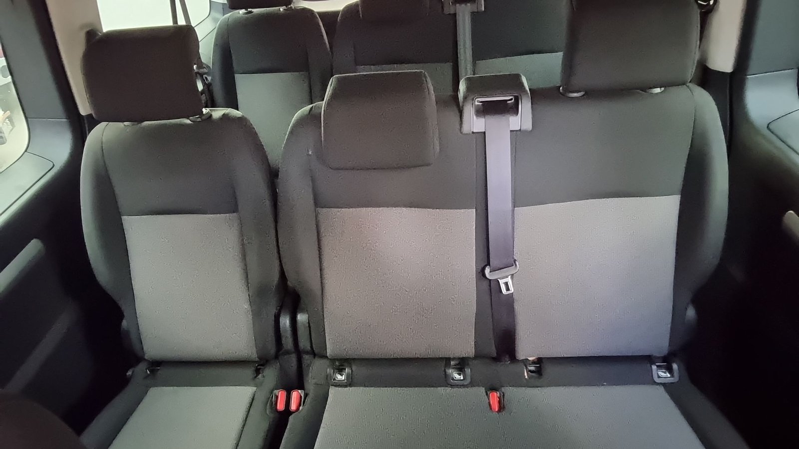 Peugeot TRAVELLER BLUEHDI 2.0 2024 - Imagen 18 de 20