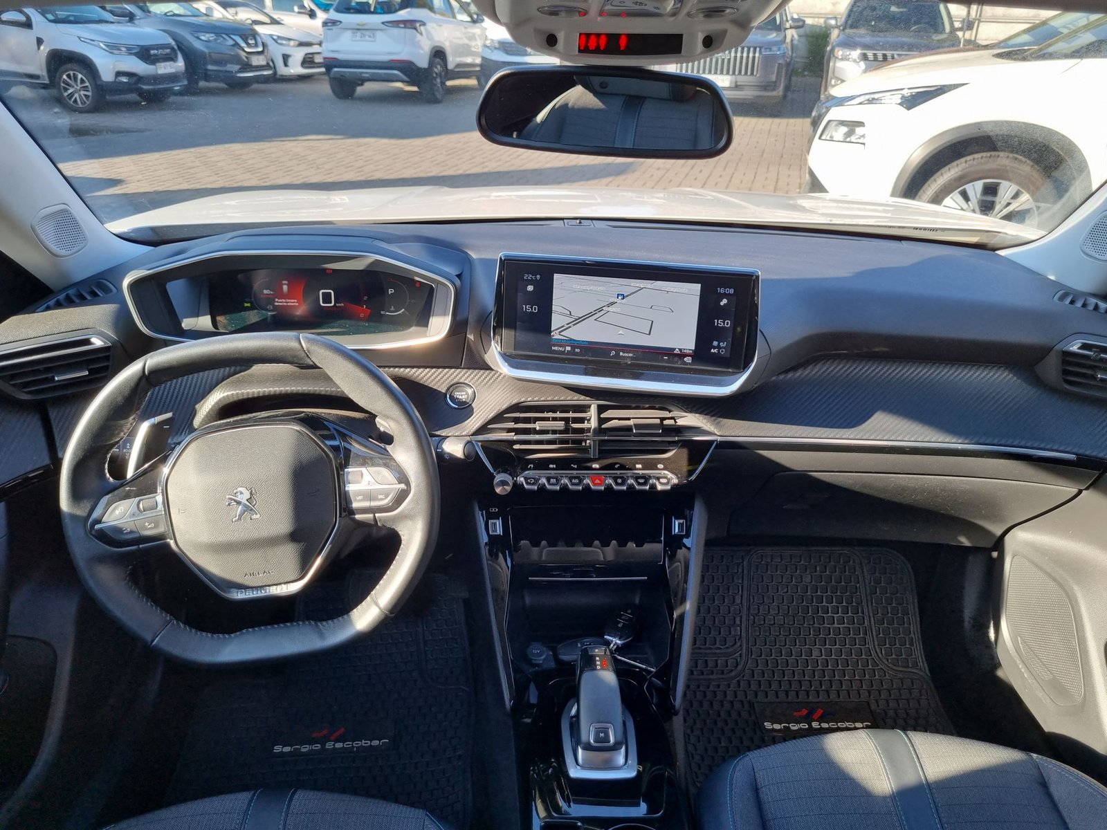 Peugeot 2008 ALLURE 1.2 2021 - Imagen 10 de 20