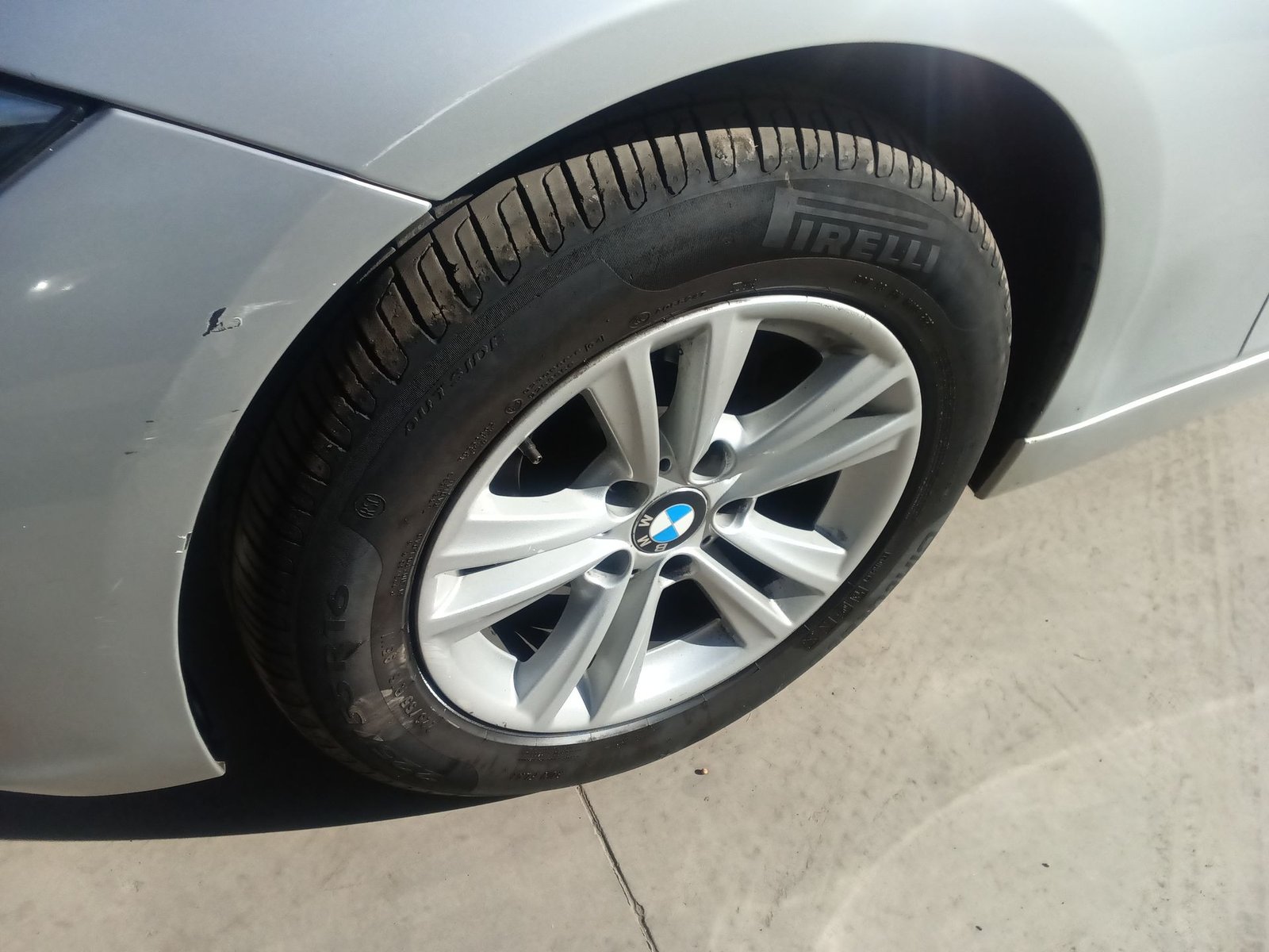 Bmw 318 I 318I LCI 1.5 AUT 2017 - Imagen 16 de 20