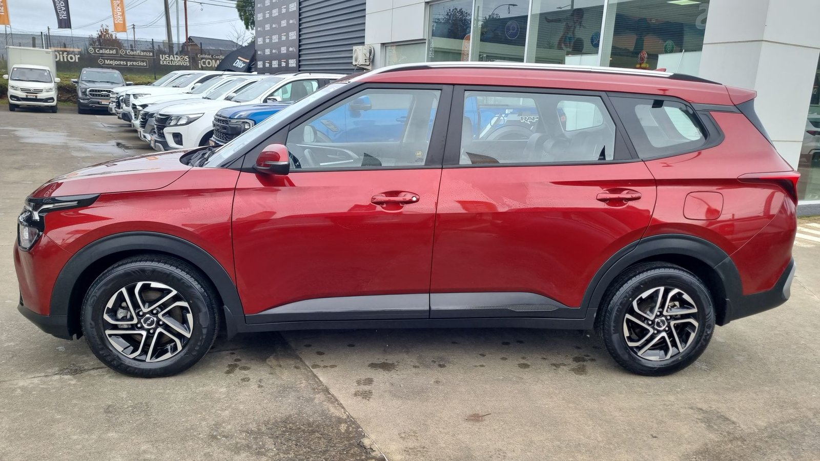Kia CARENS EX 1.4 AUT 2024 - Imagen 10 de 20