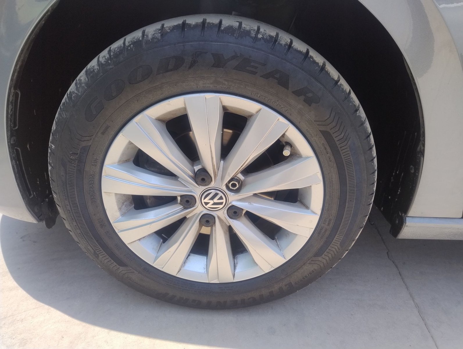 Volkswagen VIRTUS 1.6 AUT 2019 - Imagen 16 de 20