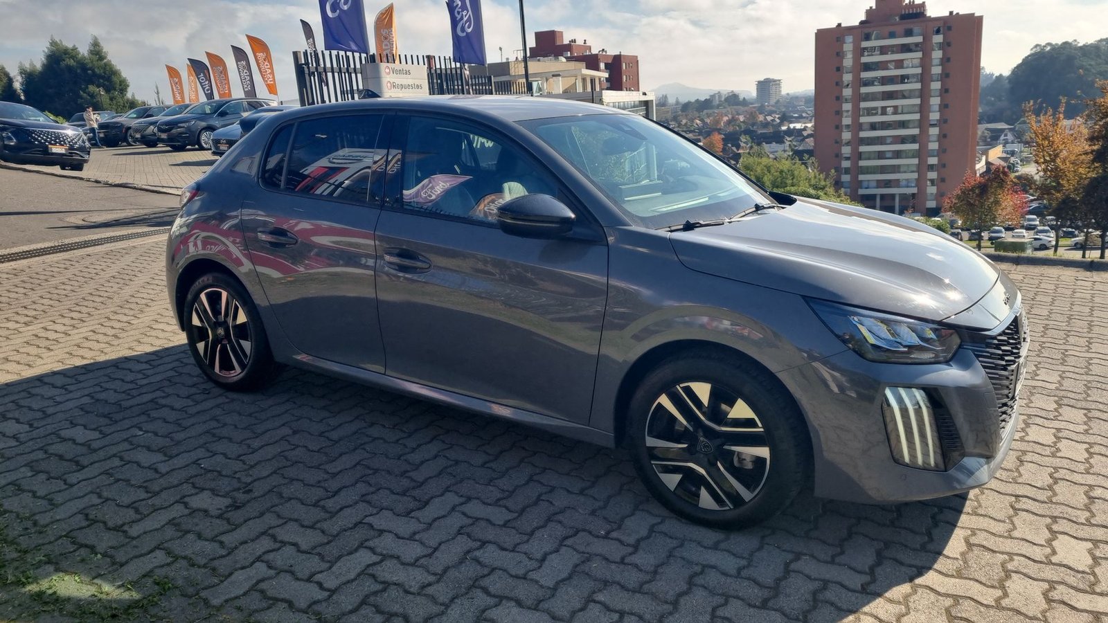 Peugeot 208 ALLURE MHEV 136 EDCT 1.2 AUT 2025 - Imagen 13 de 20