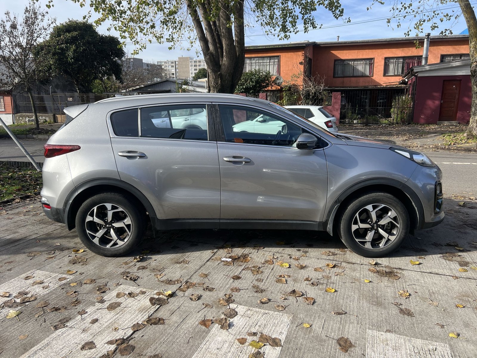 Kia SPORTAGE LX 2.0 2019 - Imagen 9 de 15