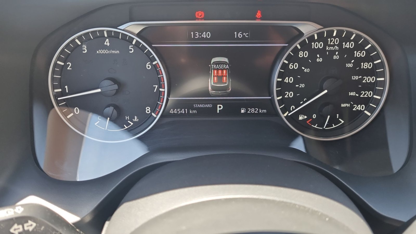 Nissan X-TRAIL 2024 - Imagen 19 de 20