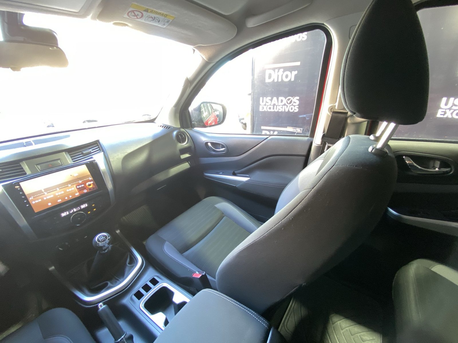 Nissan NAVARA D CAB MT 4X4 2.3 2022 - Imagen 15 de 20