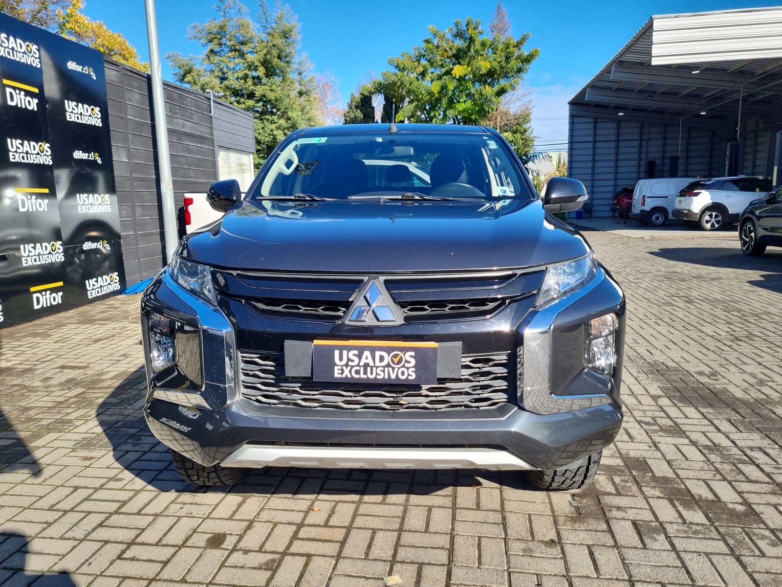 Mitsubishi L200 DAKAR 4X4 2.4 2023 - Imagen 3 de 20