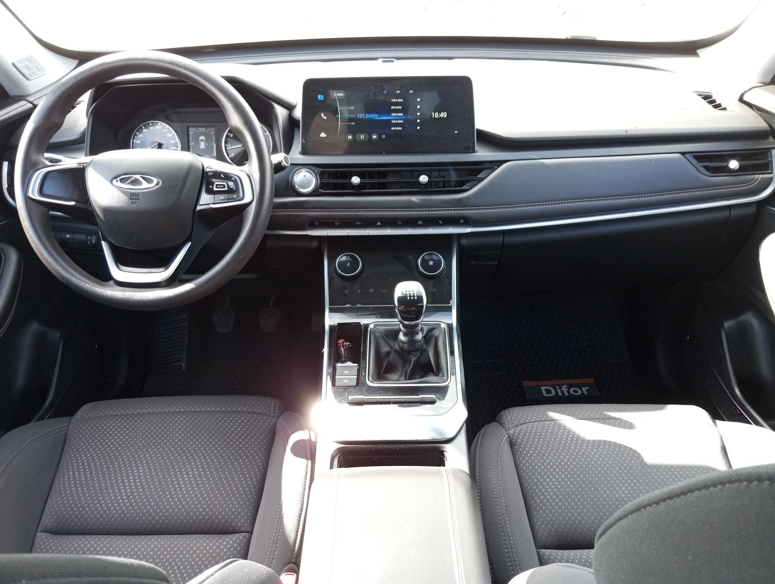 Chery TIGGO 8 1.5 2023 - Imagen 14 de 20