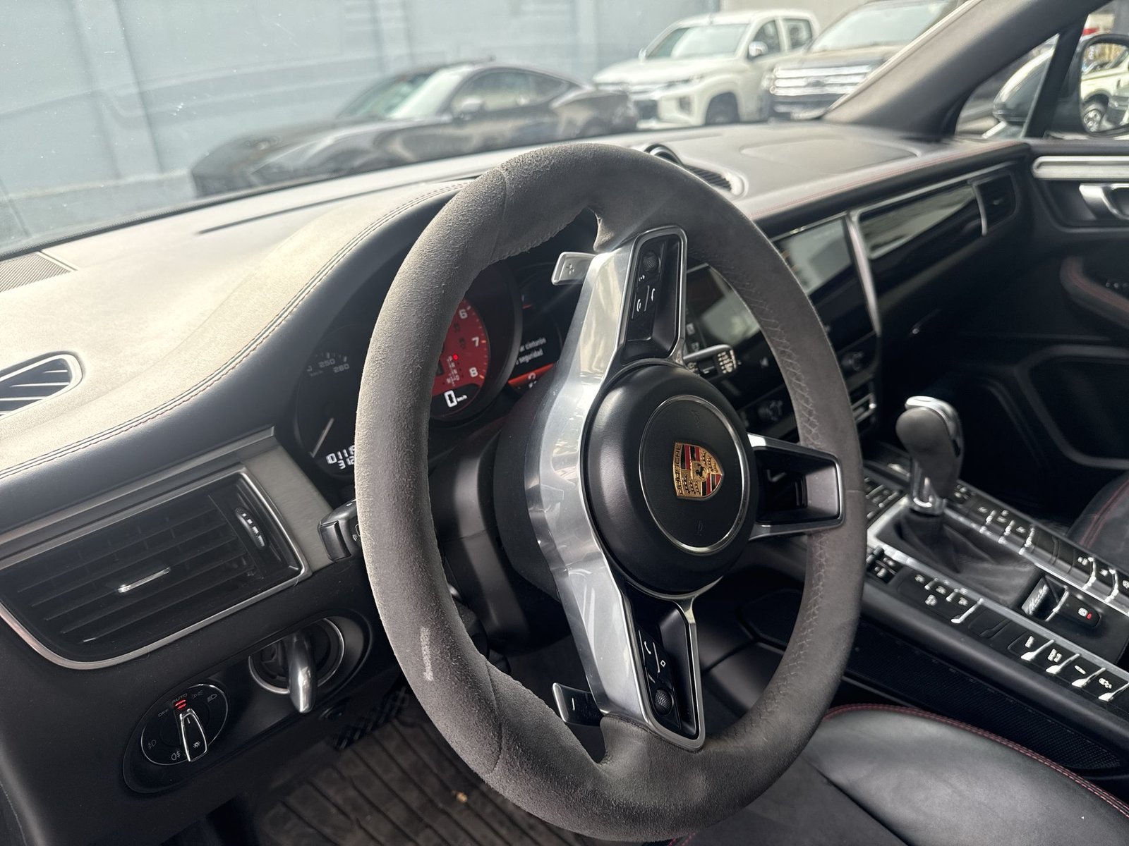 Porsche MACAN 2018 - Imagen 14 de 20