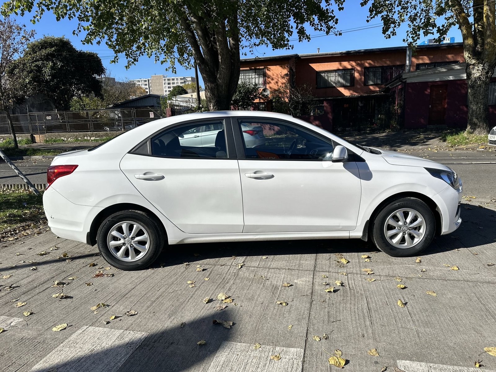 Hyundai VERNA CB 1.4 2021 - Imagen 12 de 20