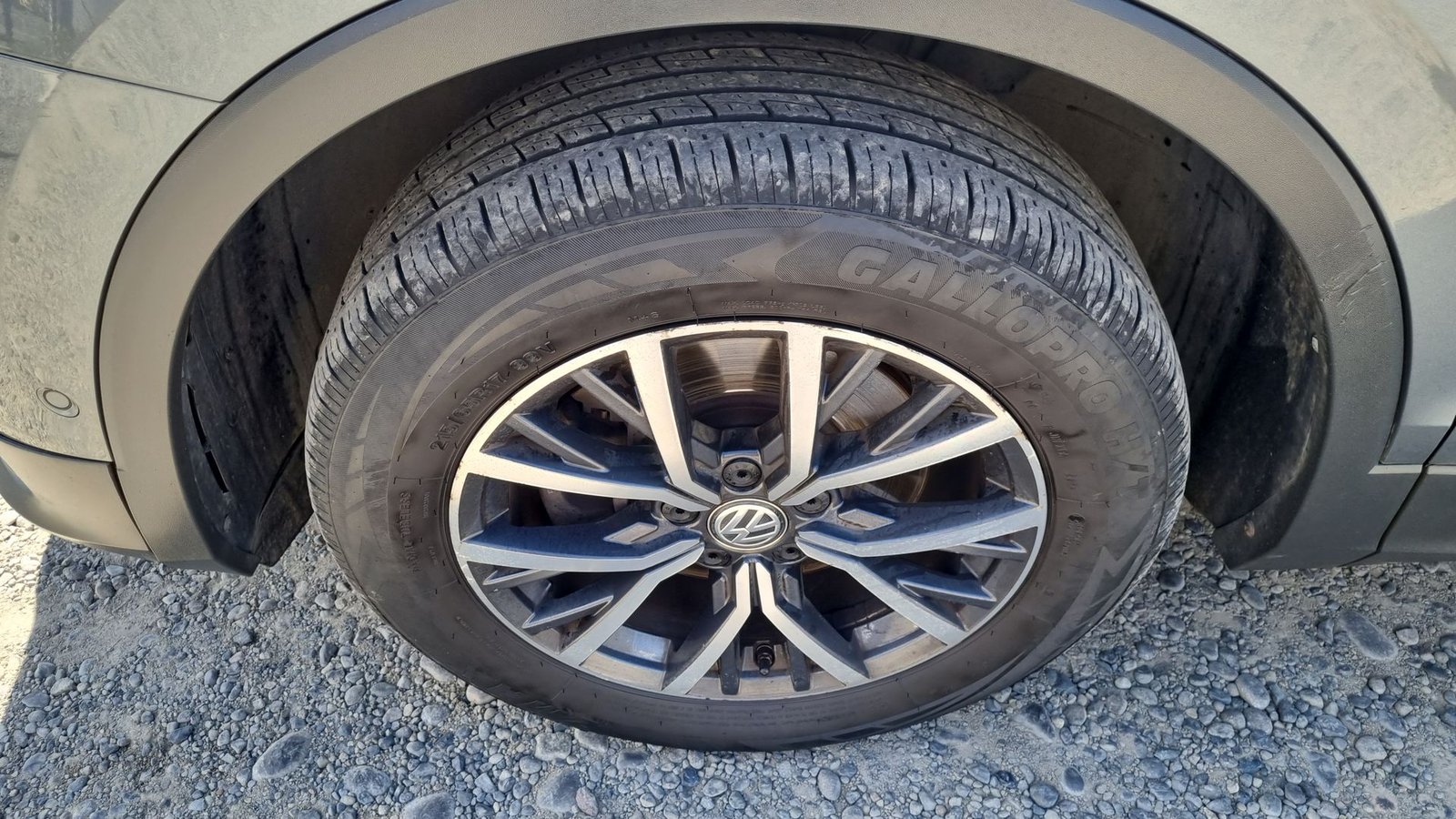 Volkswagen TIGUAN TSI 1.4 AUT 2021 - Imagen 18 de 20