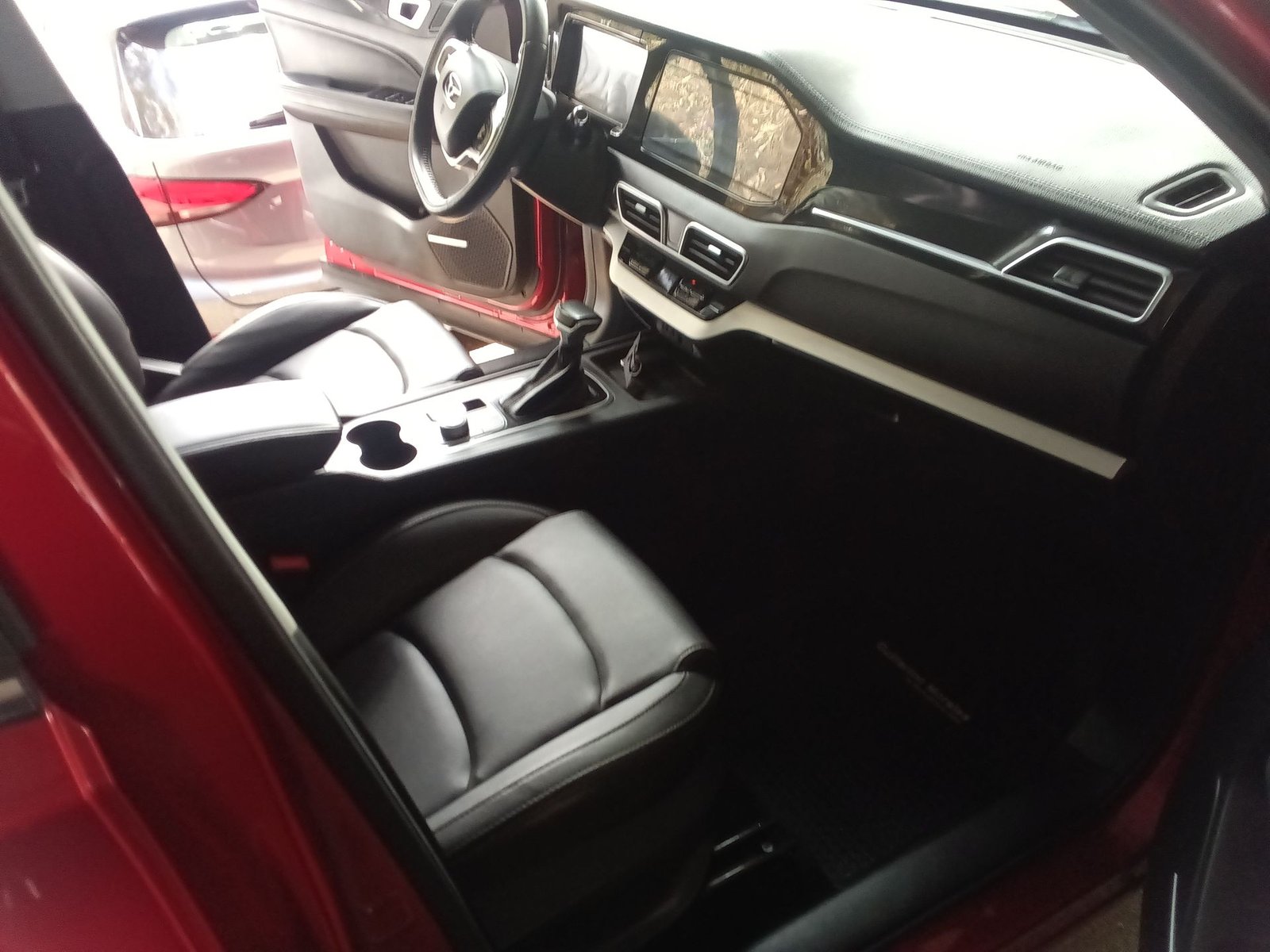 Kaiyi KYX3 CVT 1.5 AUT 2024 - Imagen 11 de 15