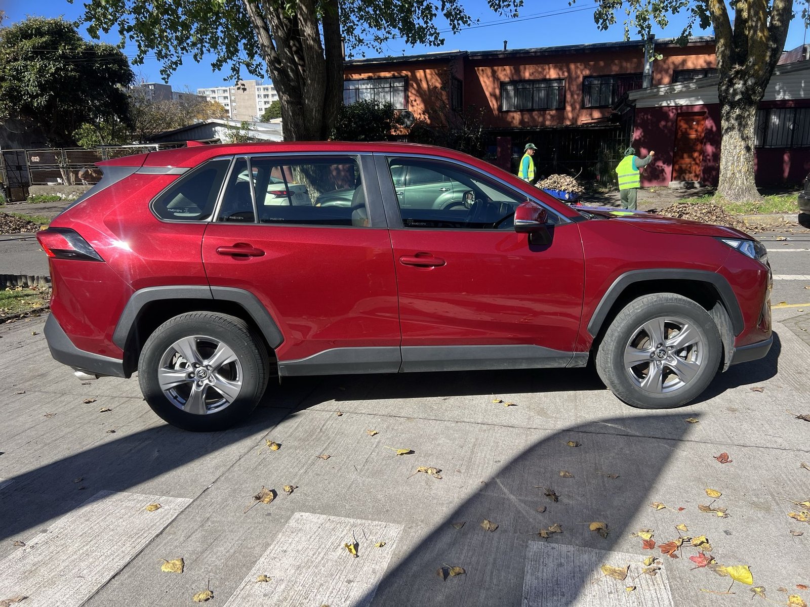 Toyota RAV4 2023 - Imagen 9 de 20