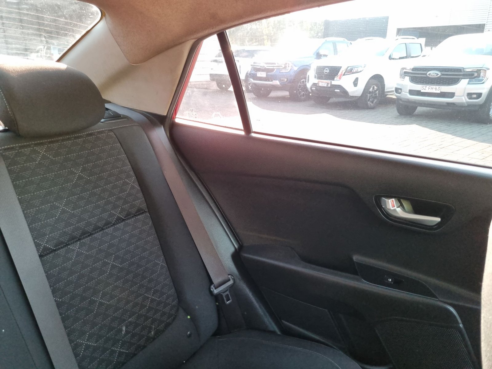 Kia RIO 4 LX 1.4 2019 - Imagen 14 de 20