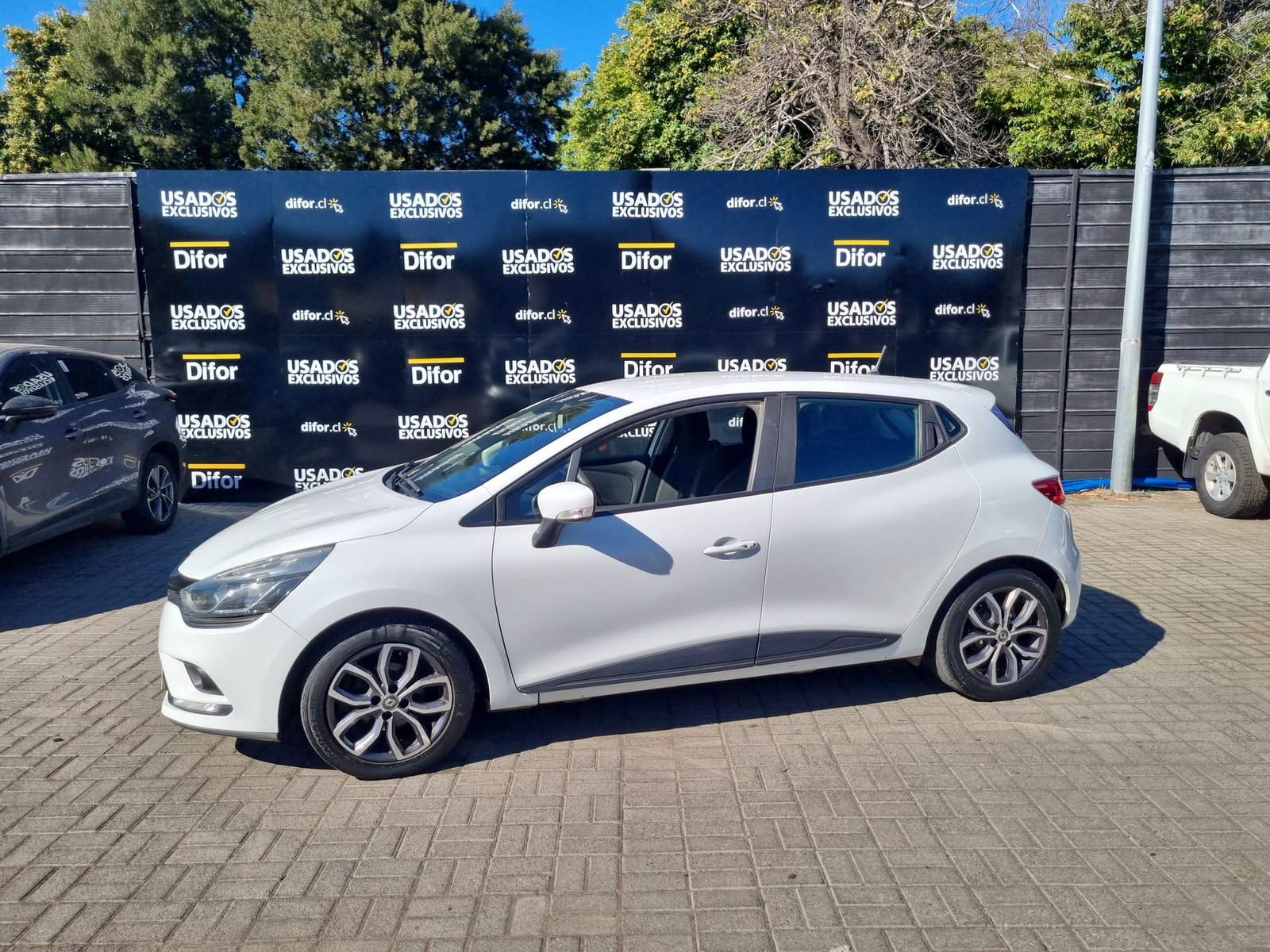 Renault CLIO HB EXPRESSION 1.2 2017 - Imagen 5 de 20