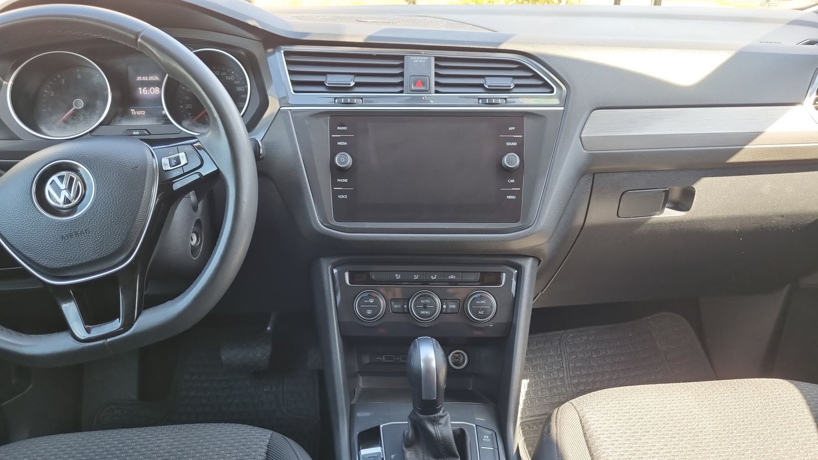 Volkswagen TIGUAN TSI 1.4 AUT 2021 - Imagen 10 de 20
