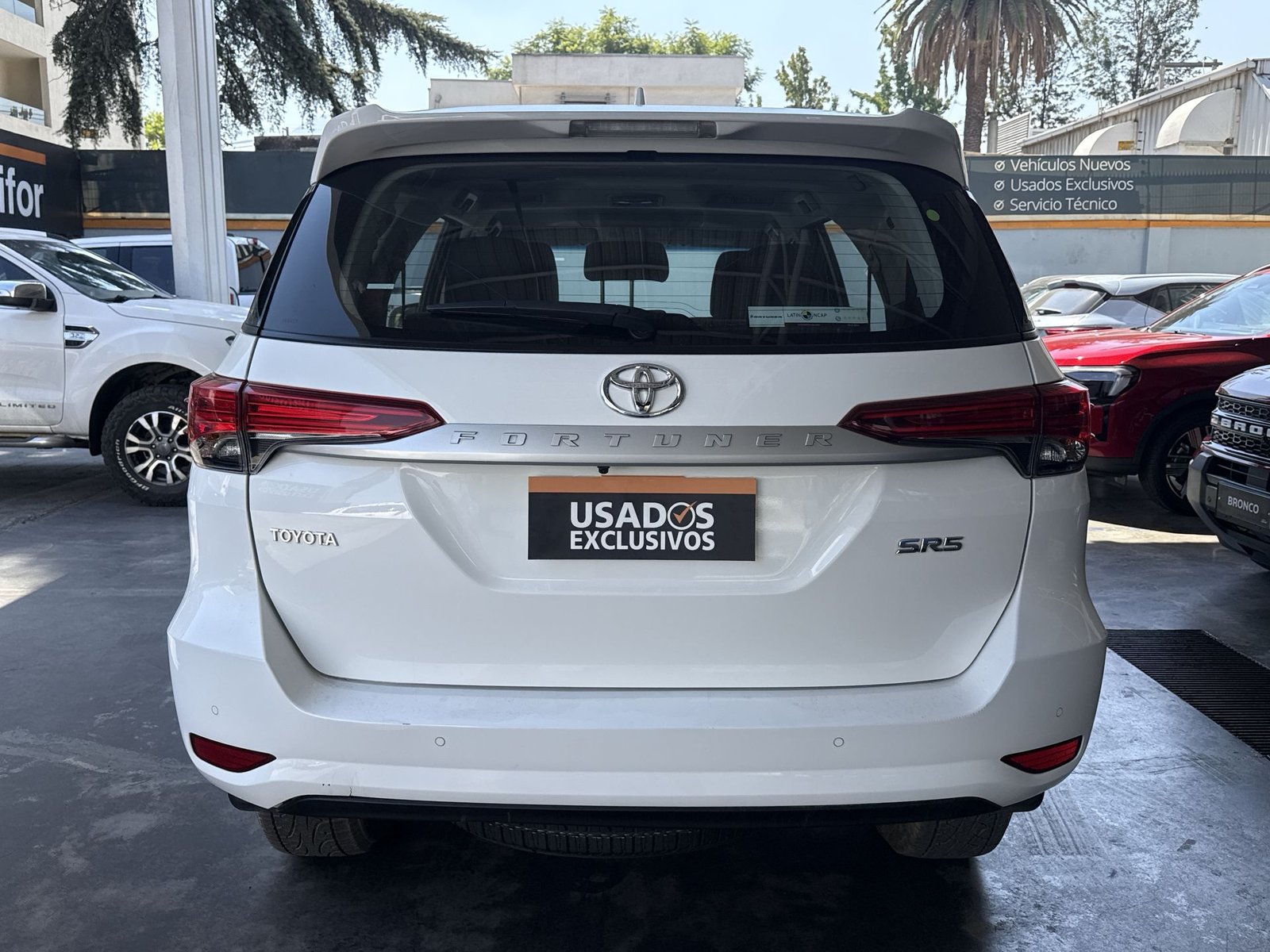 Toyota FORTUNER SRV 2.7 AUT 2023 - Imagen 7 de 20
