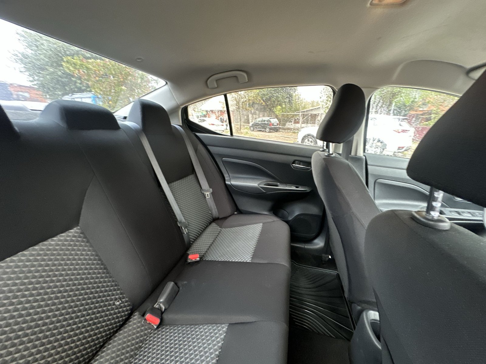 Nissan VERSA 2023 - Imagen 20 de 20
